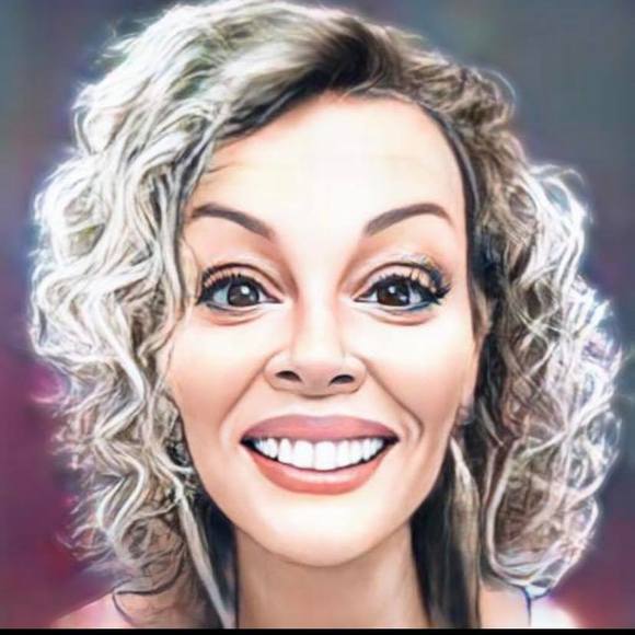 Meet your Posher, Iris - Picture 1 of 1